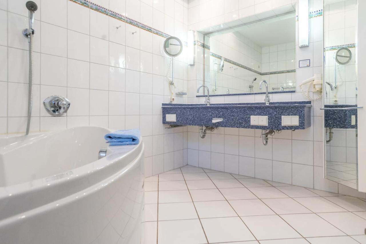 Kurmittelcentrum Zingst Dış mekan fotoğraf
